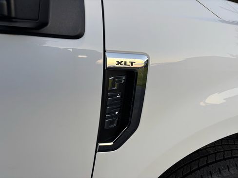 Used 2018 Ford F250 XLT image 18