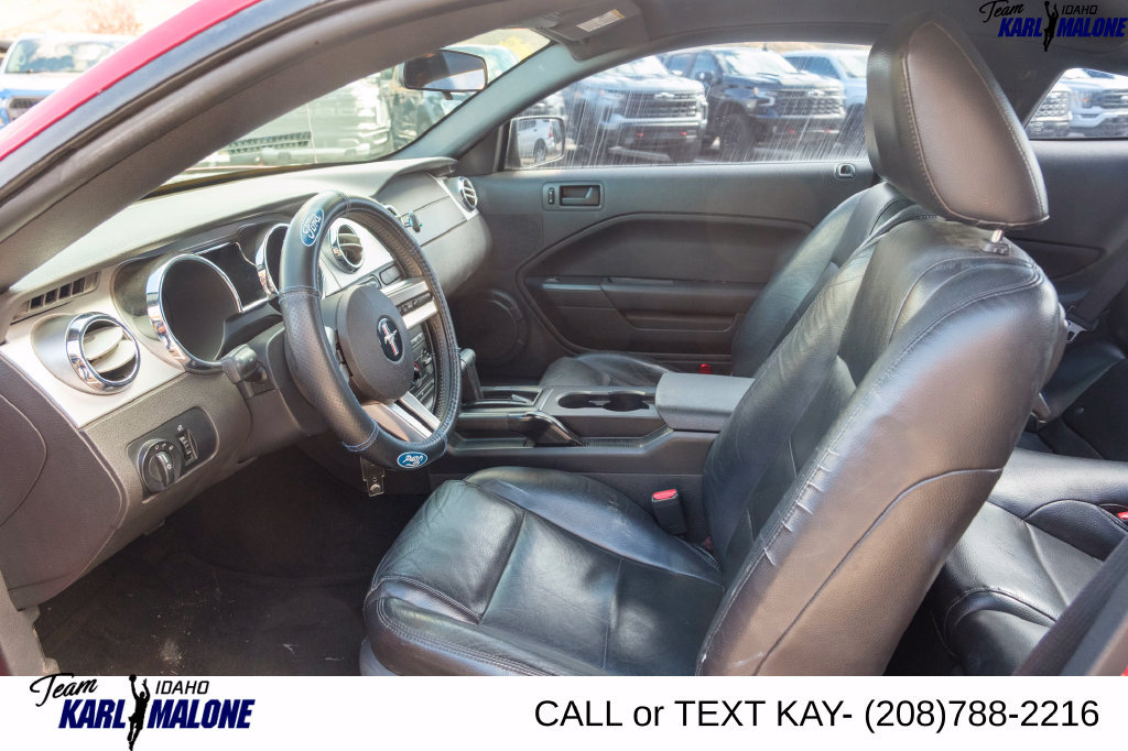 Used 2005 Ford Mustang Premium RWD image 11