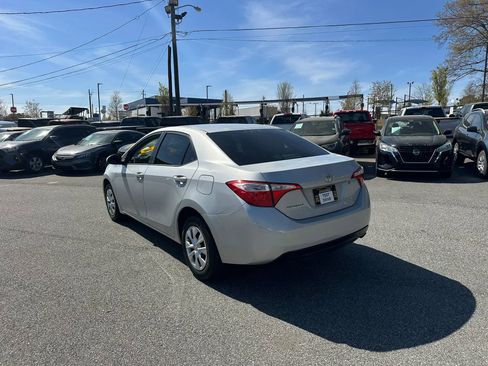 Used 2016 Toyota Corolla L image 6