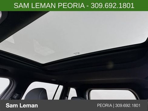 New 2025 Jeep Grand Cherokee Laredo w/ Luxury Tech Group I AWD/4WD image 21