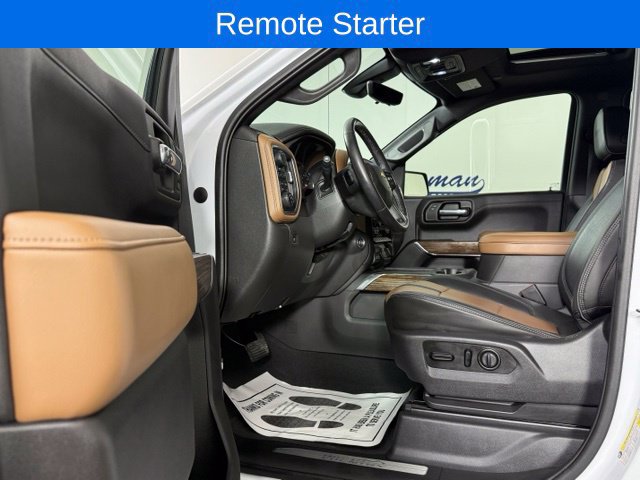 Used 2019 Chevrolet Silverado 1500 High Country w/ Technology Package AWD/4WD image 11