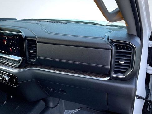 Used 2023 GMC Sierra 1500 Elevation w/ X31 Off-Road Package image 18