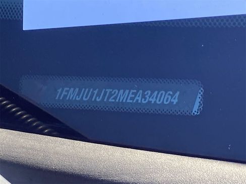 Used 2021 Ford Expedition XLT image 31