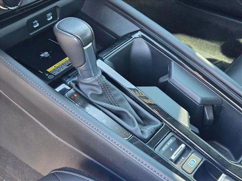 Used 2023 Honda Accord Touring image 12