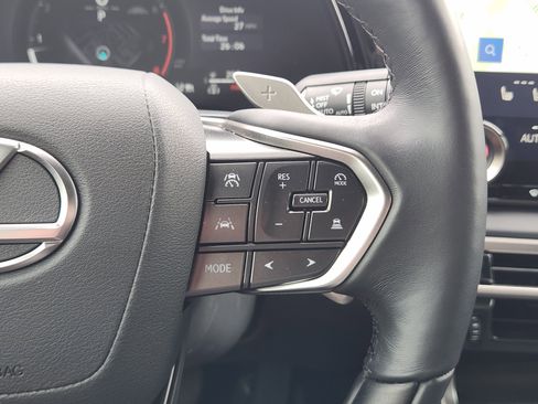 Used 2025 Lexus RX 350 Premium w/ Accessory Package (Z1) image 34