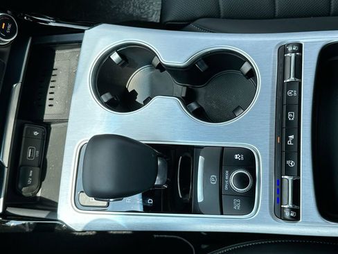 Used 2023 Kia Stinger GT2 image 42