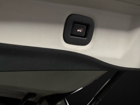 Used 2016 Nissan Rogue SL w/ SL Premium Package image 37