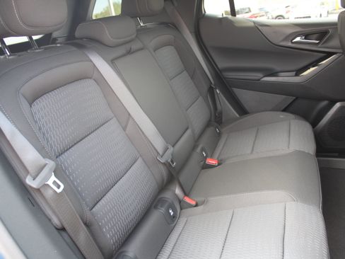 New 2027 Chevrolet Equinox LT AWD/4WD image 16