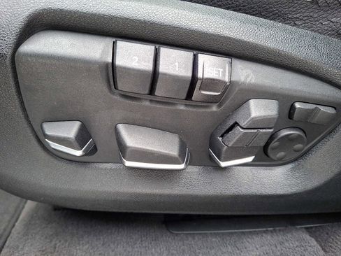 Used 2017 BMW X6 xDrive35i w/ M Sport Package image 11