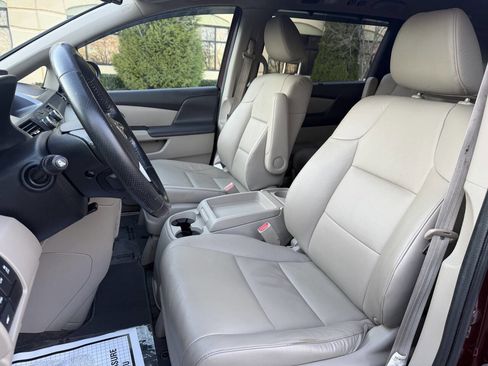 Used 2016 Honda Odyssey EX-L image 12