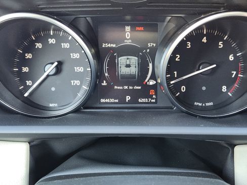 Used 2017 Land Rover Range Rover Sport image 15