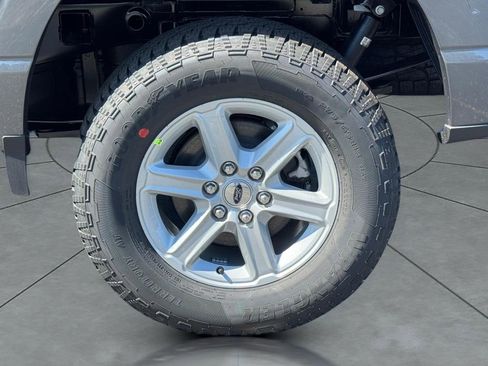 New 2026 Ford Explorer Active AWD/4WD image 4