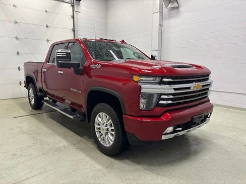 Used 2022 Chevrolet Silverado 3500 High Country w/ Z71 Off-Road Package AWD/4WD image 2