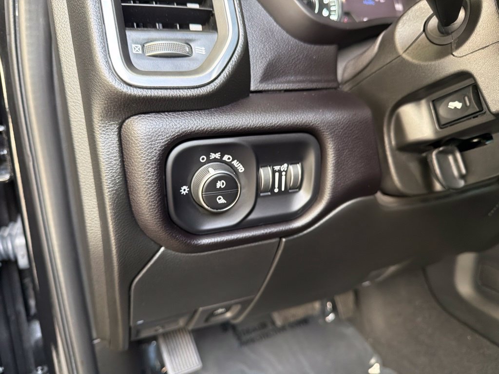 Used 2023 RAM 2500 Laramie w/ Night Edition AWD/4WD image 43