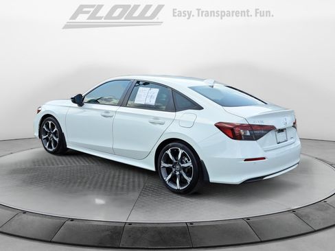 Used 2025 Honda Civic Sport Touring image 6