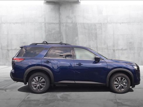 New 2026 Nissan Pathfinder SV w/ Cargo Package AWD/4WD image 5