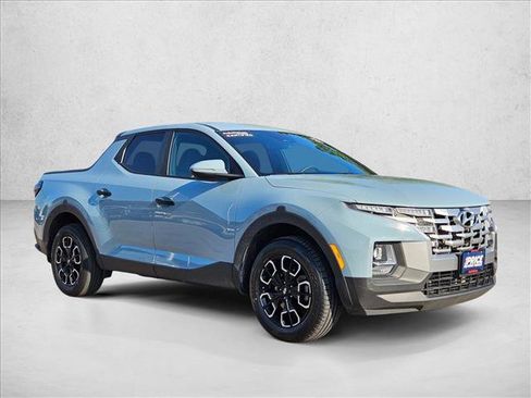 Used 2023 Hyundai Santa Cruz SEL w/ Cargo Package FWD image 3