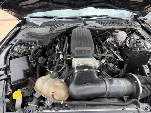 Used 2018 Ford Mustang GT Premium RWD image 26