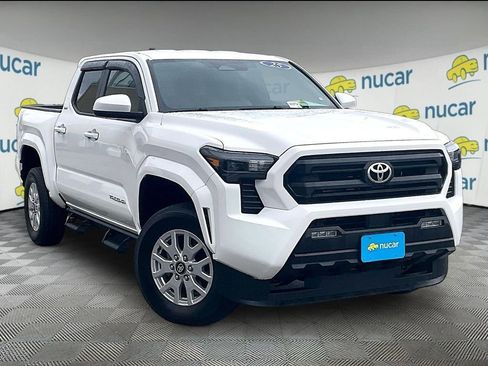 Used 2025 Toyota Tacoma SR5 AWD/4WD image 1