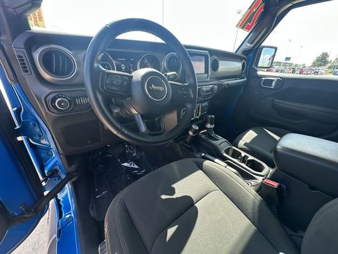 Used 2021 Jeep Wrangler Unlimited Sport image 11