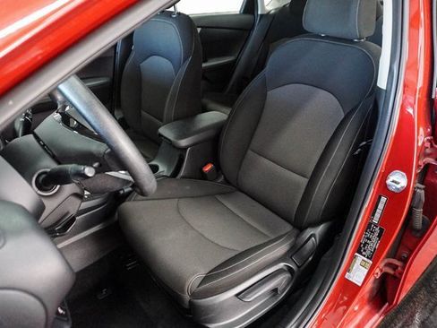 Used 2023 Kia Forte LXS image 12