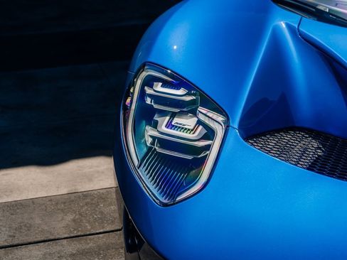 Used 2019 Ford GT image 9