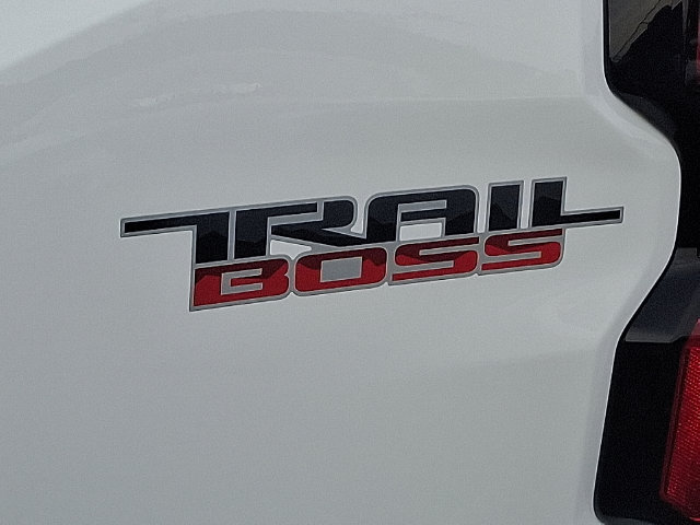 New 2026 Chevrolet Colorado Trail Boss AWD/4WD image 5