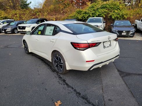 New 2025 Nissan Sentra SV w/ Trunk Package image 3