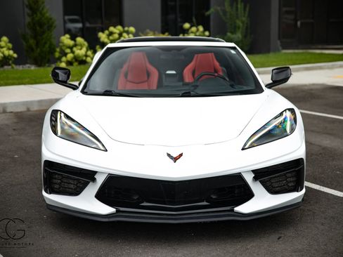 Used 2020 Chevrolet Corvette Stingray Coupe w/ Z51 Performance Package RWD image 21