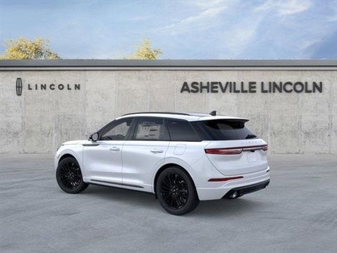 New 2026 Lincoln Corsair Premiere image 4