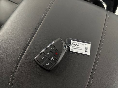Used 2025 Chevrolet Tahoe LT image 27