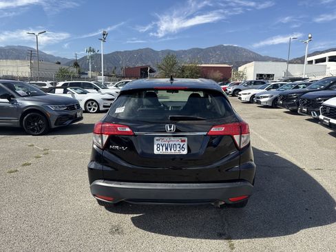 Used 2022 Honda HR-V LX image 4