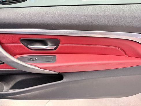 Used 2019 BMW 440i xDrive Convertible w/ M Sport Package image 16