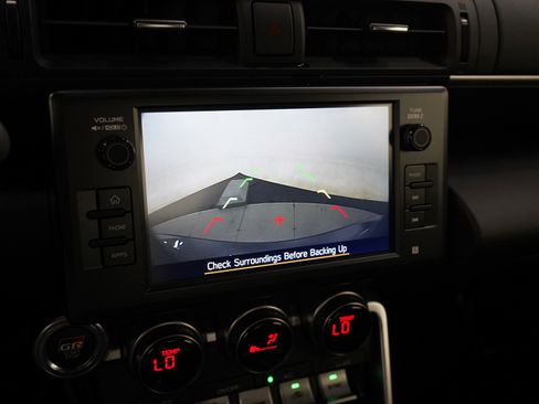 Used 2023 Toyota GR86 Premium image 19