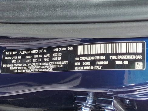 Used 2017 Alfa Romeo Giulia Ti w/ TI 19" Sport Package image 26