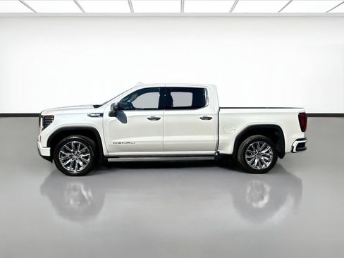 Used 2025 GMC Sierra 1500 Denali w/ Denali Reserve Package AWD/4WD image 9