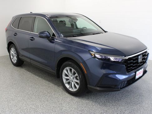 Used 2025 Honda CR-V EX image 4