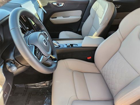New 2026 Volvo XC60 B5 Plus w/ Protection Package Premier image 11