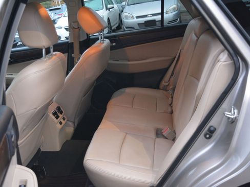 Used 2016 Subaru Outback 2.5i Limited image 13