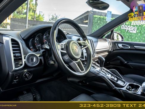 Used 2018 Porsche Cayenne AWD/4WD image 10