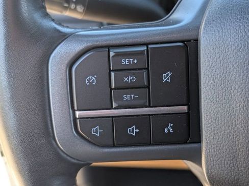 Certified 2024 Ford F250 Lariat w/ Chrome Package image 25