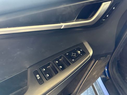 Used 2023 Kia EV6 Wind RWD image 16