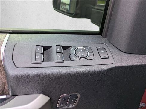 Used 2017 Ford F350 Lariat w/ Lariat Ultimate Package AWD/4WD image 11