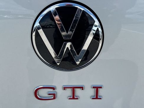 Certified 2024 Volkswagen GTI Autobahn FWD image 33
