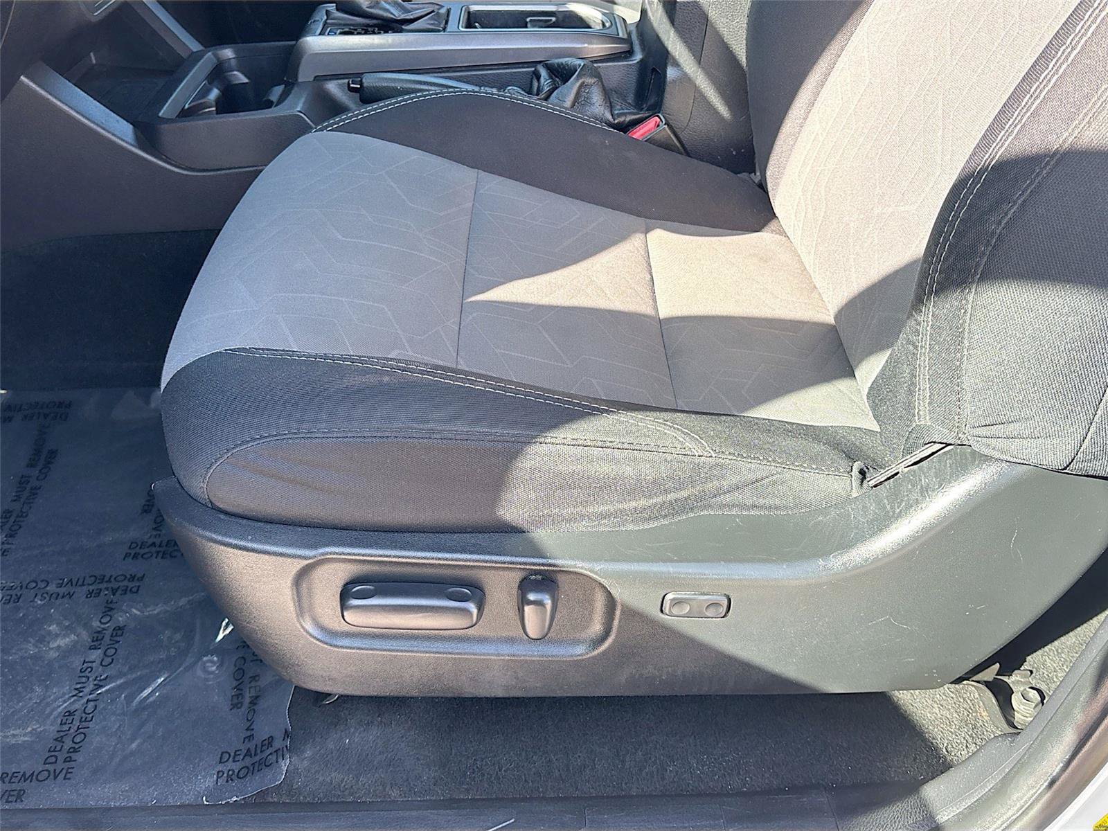 Used 2021 Toyota Tacoma TRD Off-Road RWD image 18