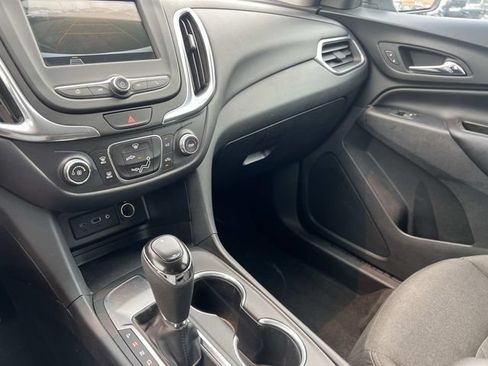 Used 2019 Chevrolet Equinox LT FWD image 29