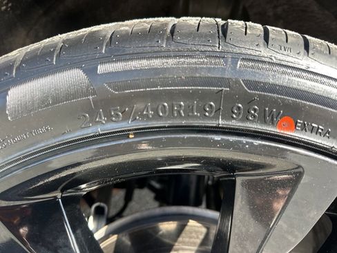 Used 2024 Chevrolet Malibu LT w/ Midnight Edition image 32