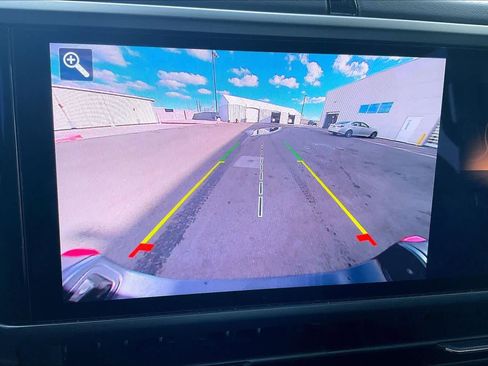 Used 2025 Jeep Gladiator Rubicon w/ Convenience Group image 25