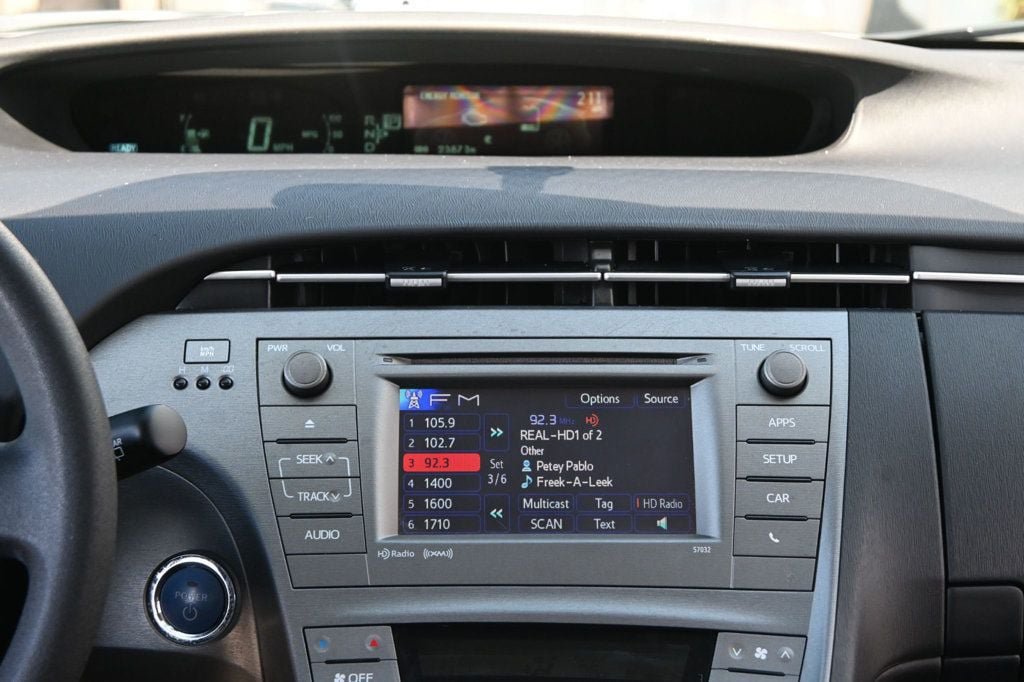 Used 2015 Toyota Prius Three FWD image 13