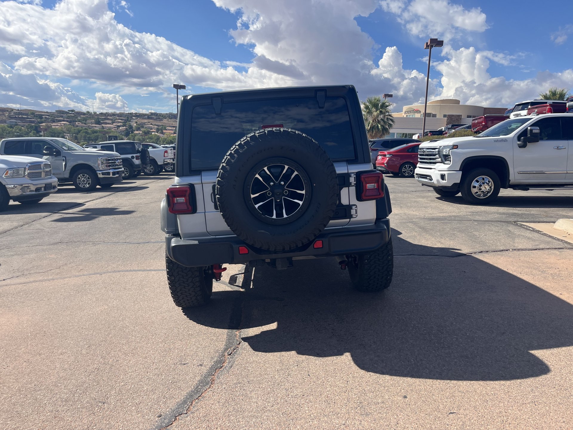 Certified 2024 Jeep Wrangler Unlimited Rubicon w/ XTREMEE 35" Tire Package AWD/4WD image 4
